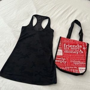 Lululemon black camouflage top